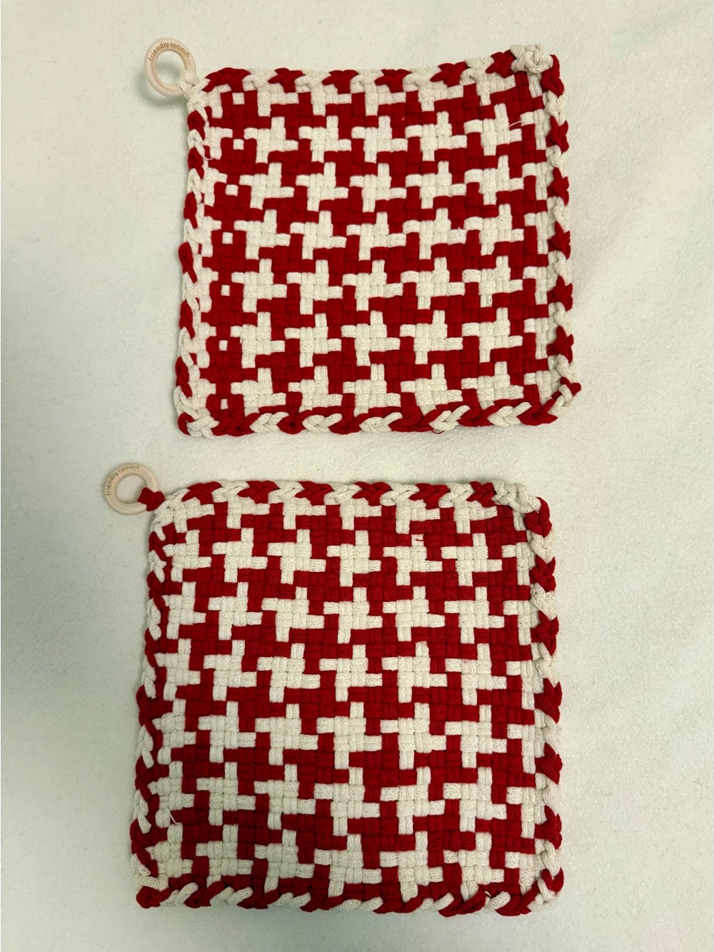 Red and White Woven Houndstooth Pot Holders - Set of 2